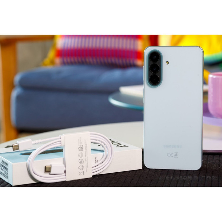 گوشی موبایل سامسونگ مدل Galaxy A57 دو سیمکارت ظرفیت 256 گیگابایت و رم 8 گیگابایت - ویتنام - به همراه شارژر 45 وات سامسونگ