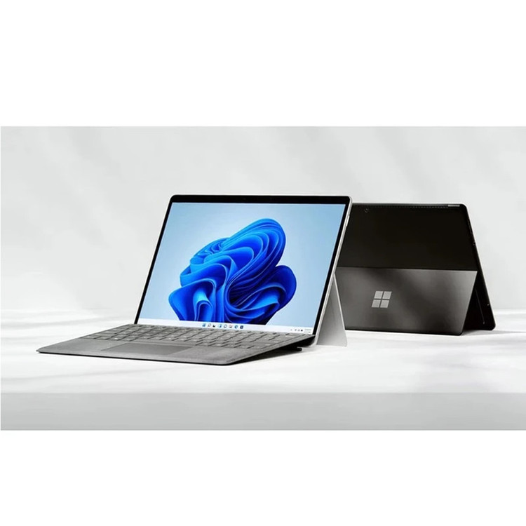 تبلت 13 اینچی مایکروسافت مدل Surface Pro 10-Core Ultra 7 165U ظرفیت 1 ترابایت و رم 64 گیگابایت به همراه کیبورد Surface Pro Copilot و قلم Slim Pen 2