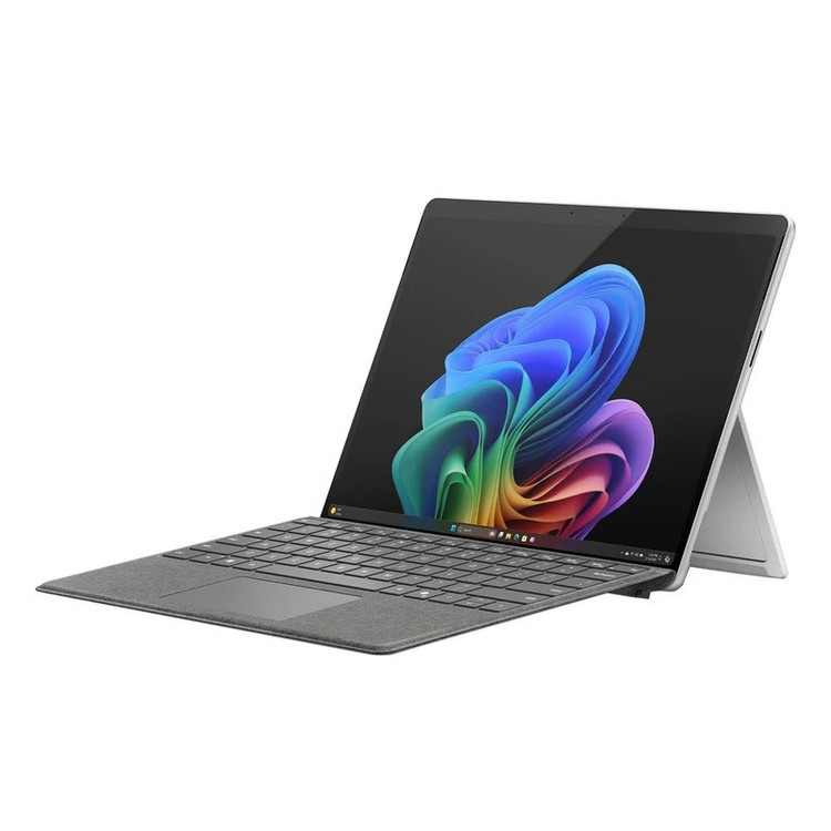 تبلت 13 اینچی مایکروسافت مدل Surface Pro 11 - Ultra 7 ظرفیت 1 ترابایت و رم 16 گیگابایت به همراه کیبورد Surface Pro Copilot و قلم Slim Pen 2