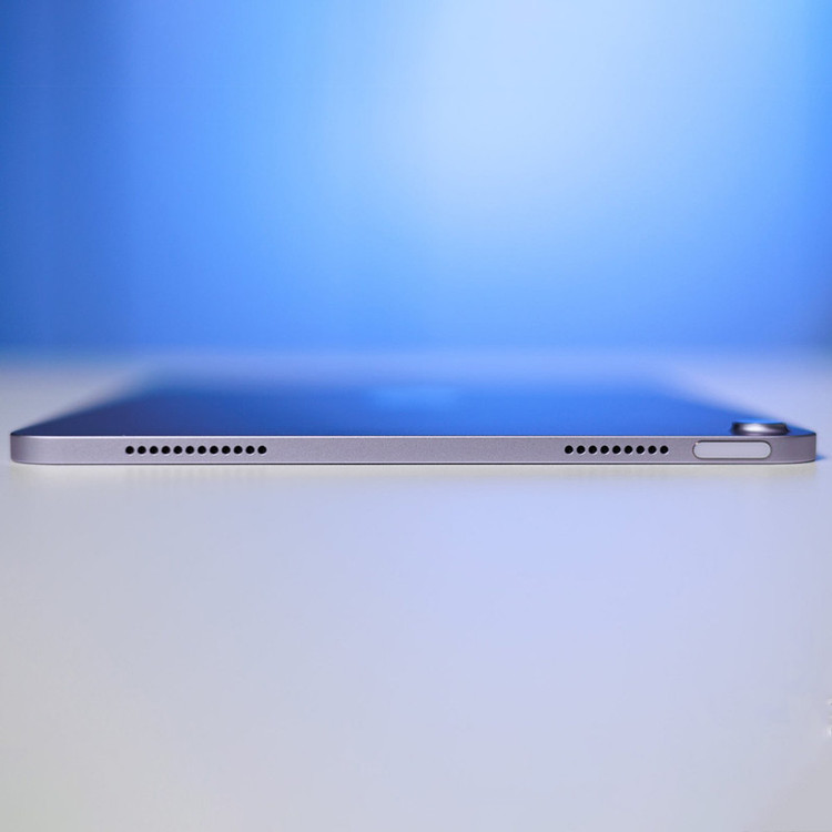تبلت 13 اینچ اپل مدل iPad Air 2026 M4 Wi-Fi ظرفیت 1 ترابایت و رم 12 گیگابایت، رزولوشن دوربین اصلی ۱۲ مگاپیکسل، پشتیبانی از قلم و کیبورد