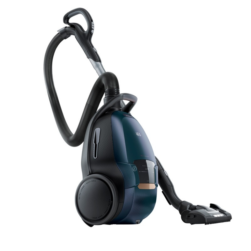 جاروبرقی 2200 وات آ ا گ مدل VX9-4-8IBX