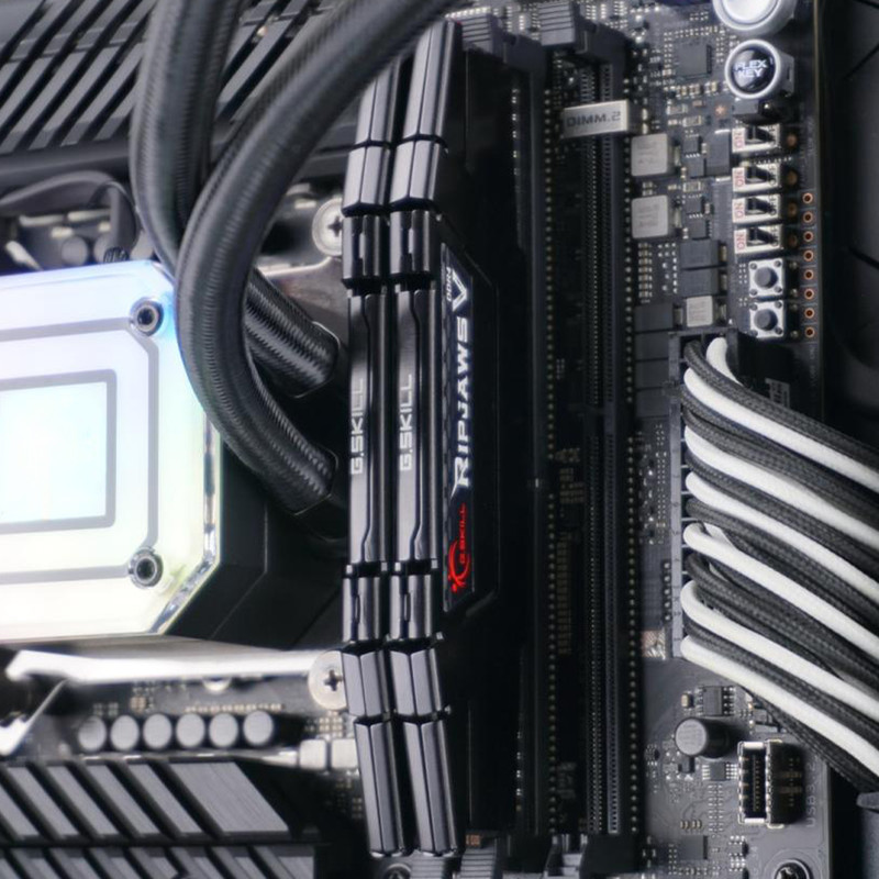 رم دسکتاپ DDR4 دو کاناله 3600 مگاهرتز CL19 جی اسکیل مدل ripjaws v ظرفیت 32 گیگابایت