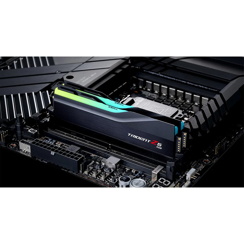 رم دسکتاپ DDR5 دوکاناله 7200 مگاهرتز CL34 جی اسکیل مدل TRIDENT Z5 RGB ظرفیت 32 گیگابایت