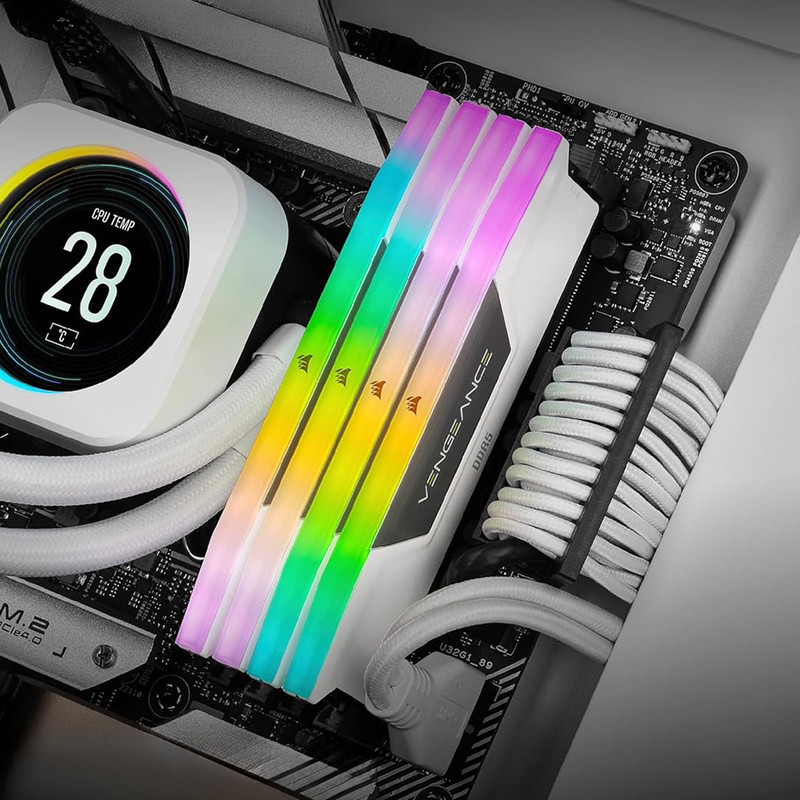 رم دسکتاپ دو کاناله 32GB ،DDR5 کورسیر مدل VENGEANCE RGB 5600MHz با تایمینگ CL40 و هیتسینک خنککننده